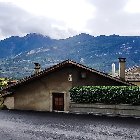فيلا Fully, Valais Chalet Accueillant Avec Cheminee المظهر الخارجي الصورة