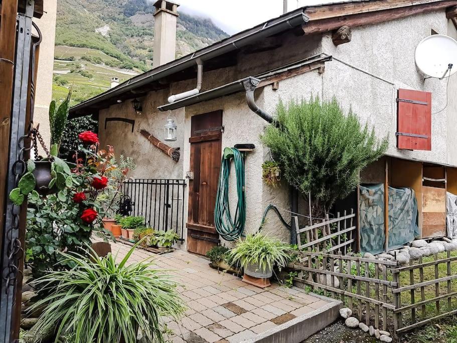 فيلا Fully, Valais Chalet Accueillant Avec Cheminee المظهر الخارجي الصورة
